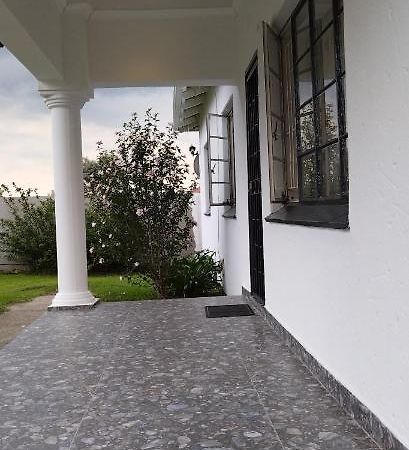 Cheers Guest House Evander Exterior photo